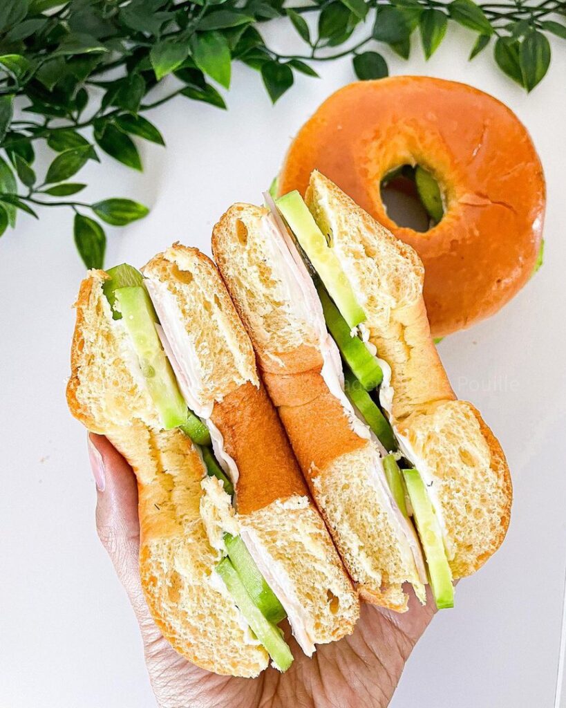 Bagel fromage frais concombre