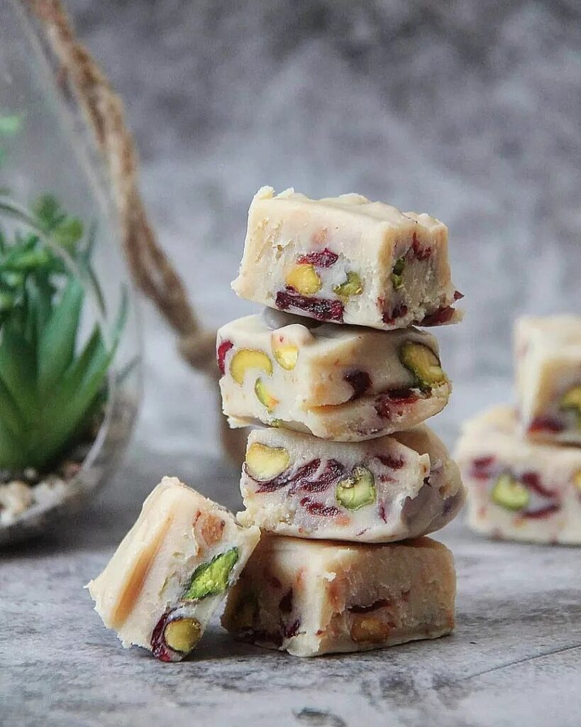 Fudge aux cramberries et pistaches