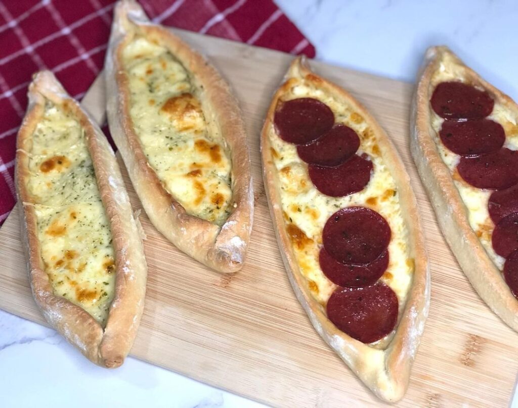 Pides turcs au fromage