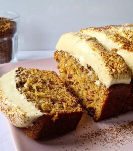 Cake aux dattes et au café