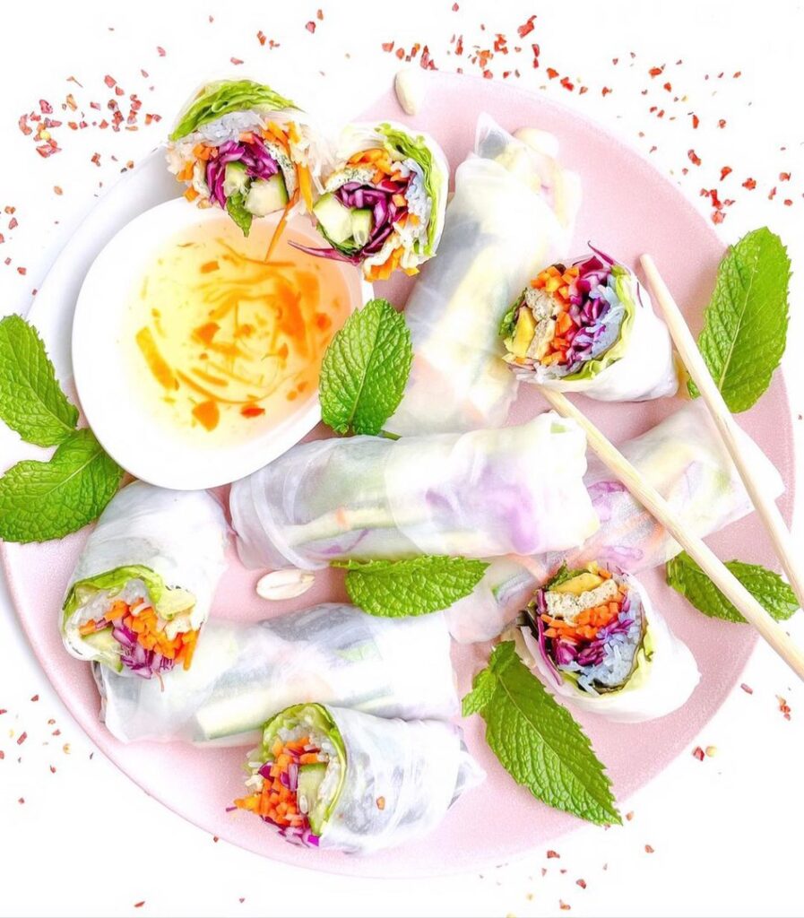 Rouleaux de printemps crudités chou rouge