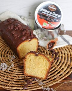 Cake vanille et glaçage rocher aux graines de courges