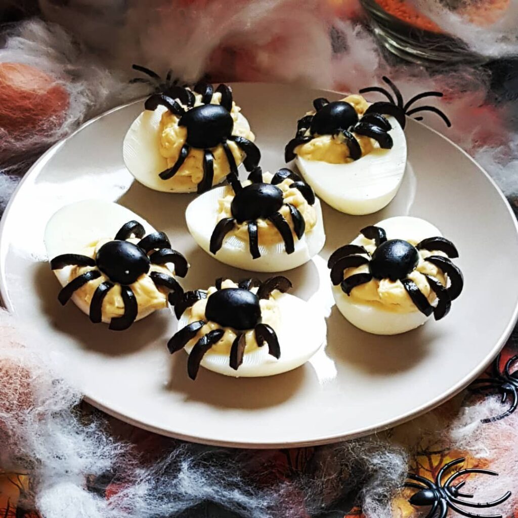 Œufs mimosas araignées