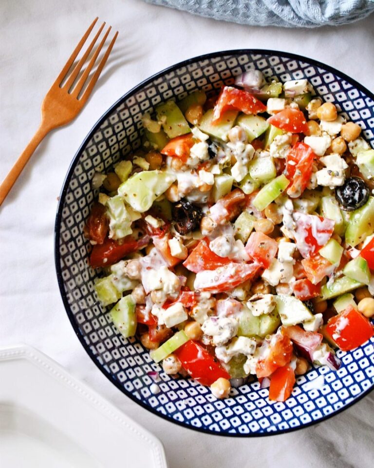 Salade grecque aux pois chiches Salade grecque aux pois chiches