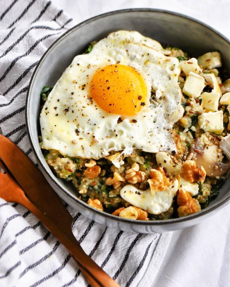 Porridge salé champignons épinards chèvre frais Porridge salé champignons épinards chèvre frais