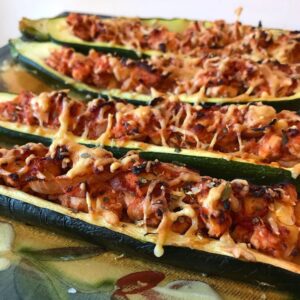 Courgettes farcies au poulet