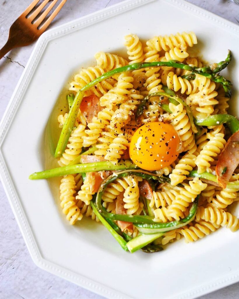 Pâtes carbonara asperges vertes