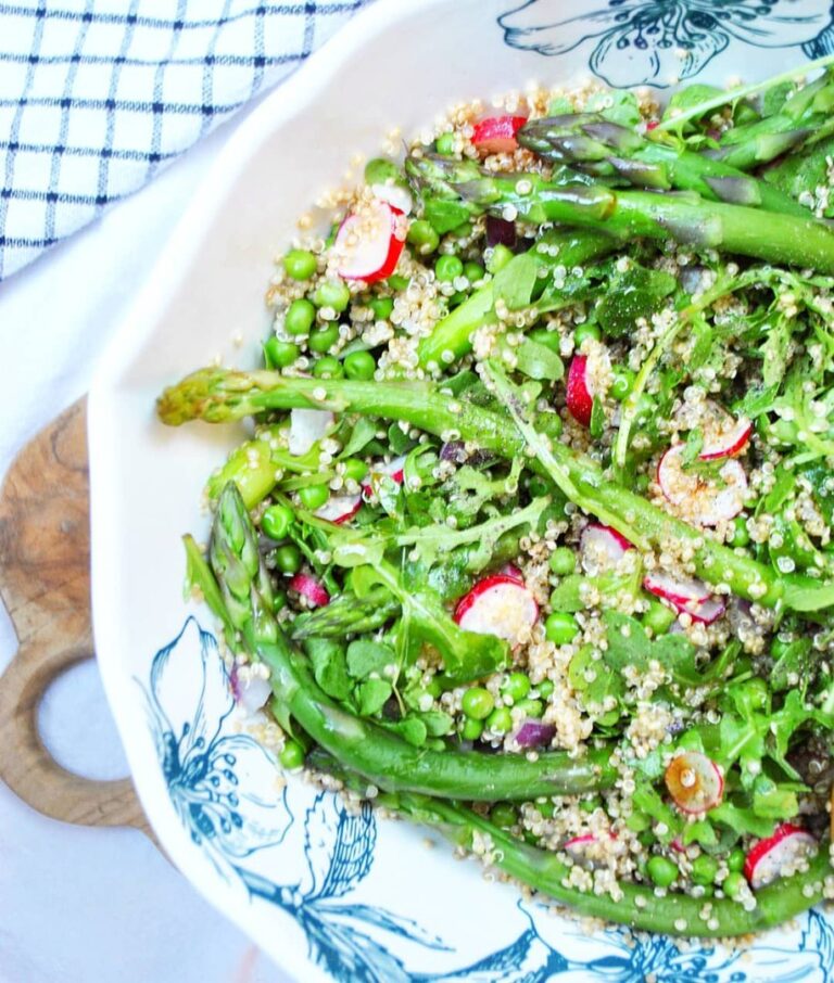 Salade aux asperges vertes et petits pois