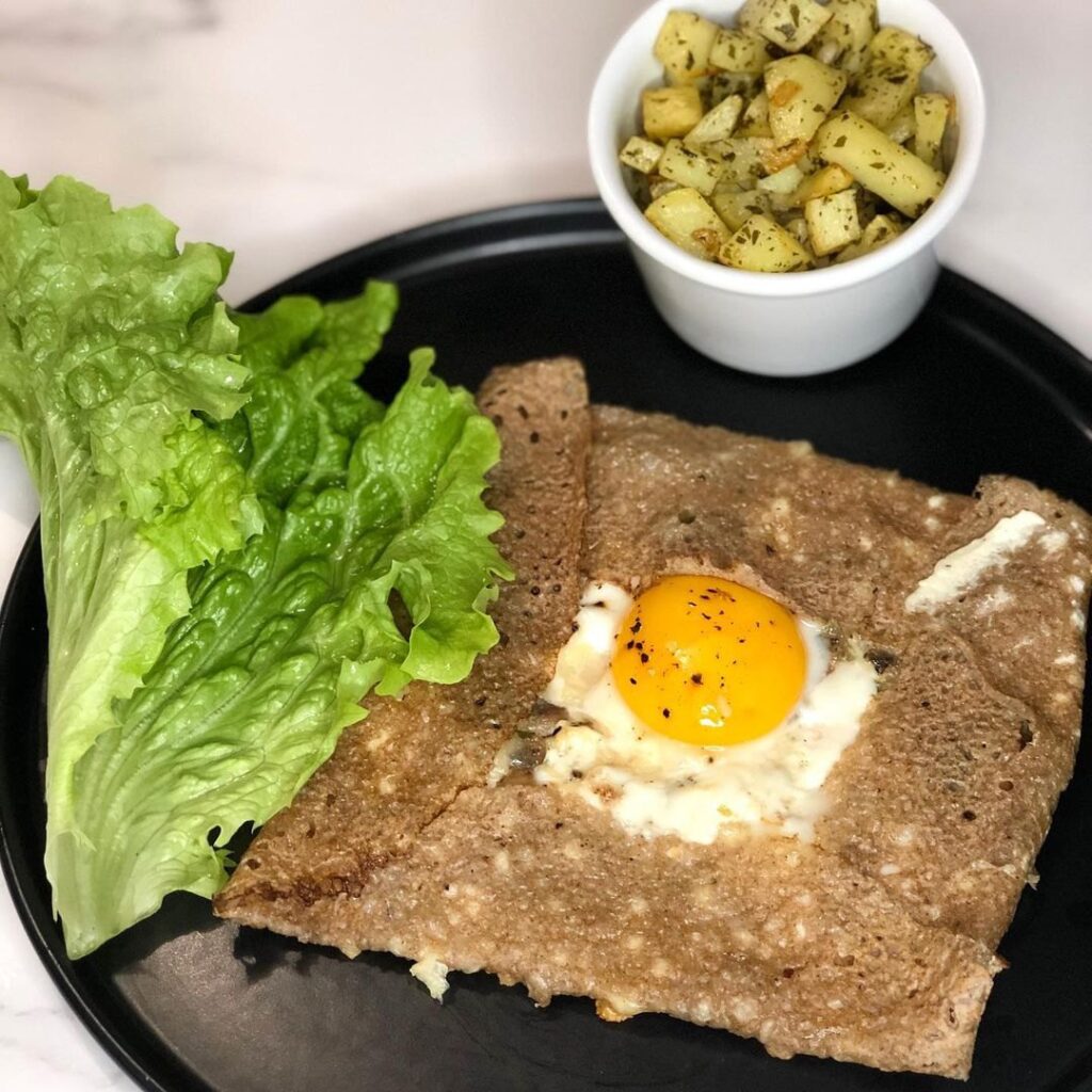 Galettes de sarrasin et pomme de terre rissolées