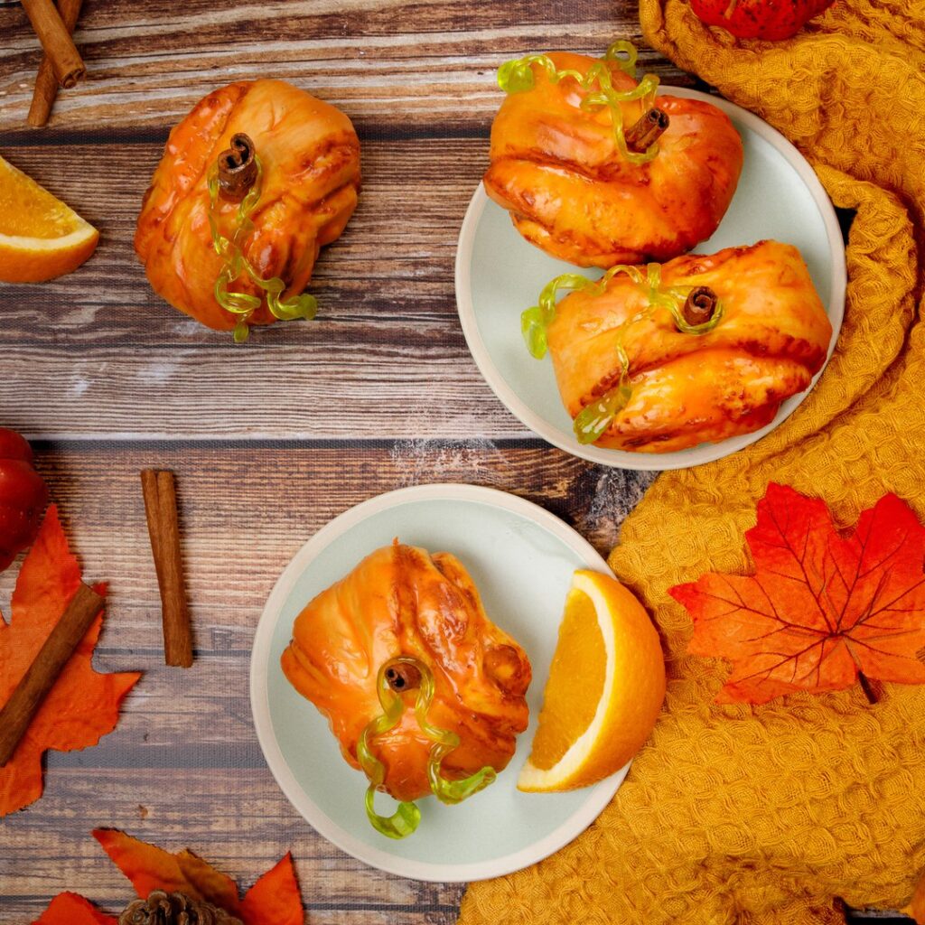 Gourdgeous Cinnamon Rolls