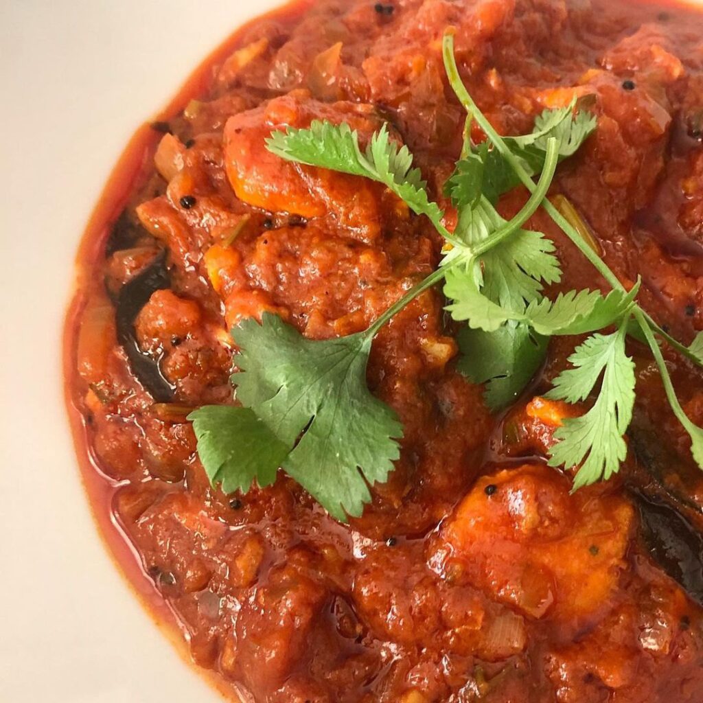 Saumon et sauce vietnamienne et indienne