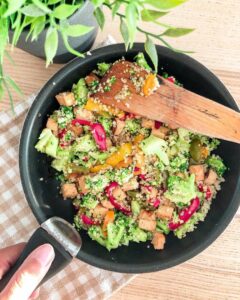 Quinoa, légumes et tofu