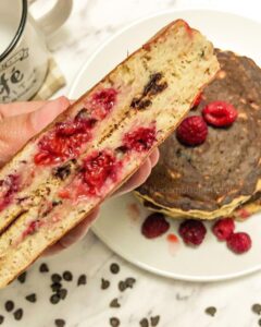 Pancakes fourrés framboises et chocolat