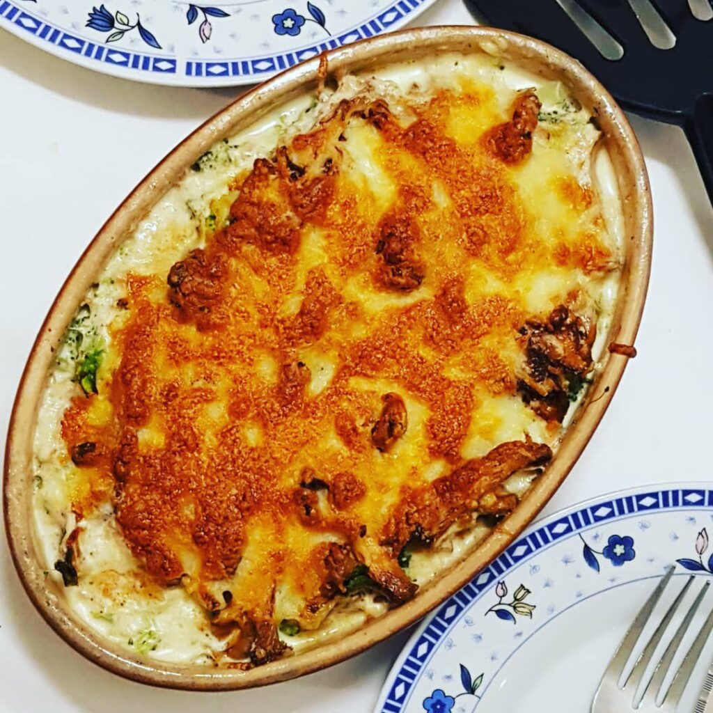 Gratin de brocoli et girolles