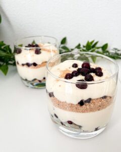 Verrines de tiramisu aux myrtilles