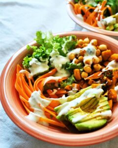 Buddha bowl de pois chiches grillés au paprika