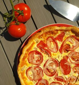 Tarte au thon et tomates