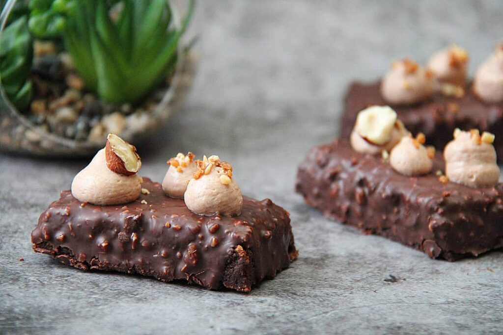Gâteaux rochers au praliné