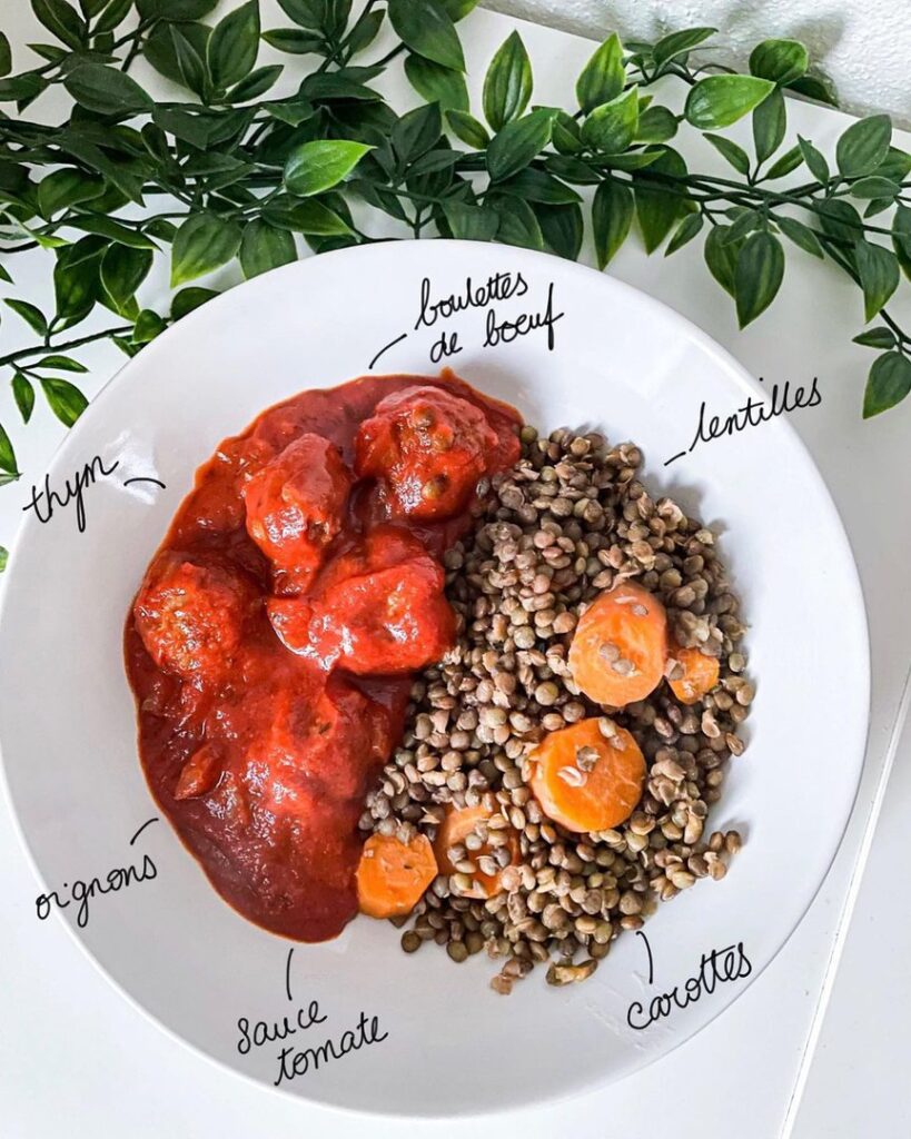 Lentilles et boulettes à la tomate