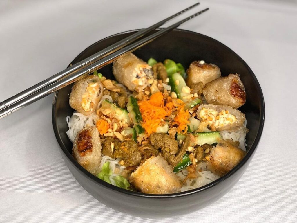 Bò bún au bifteck saté
