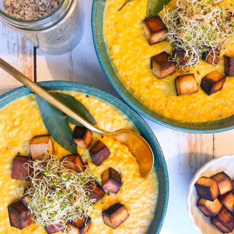 Dahl indien au tofu fumé grillé