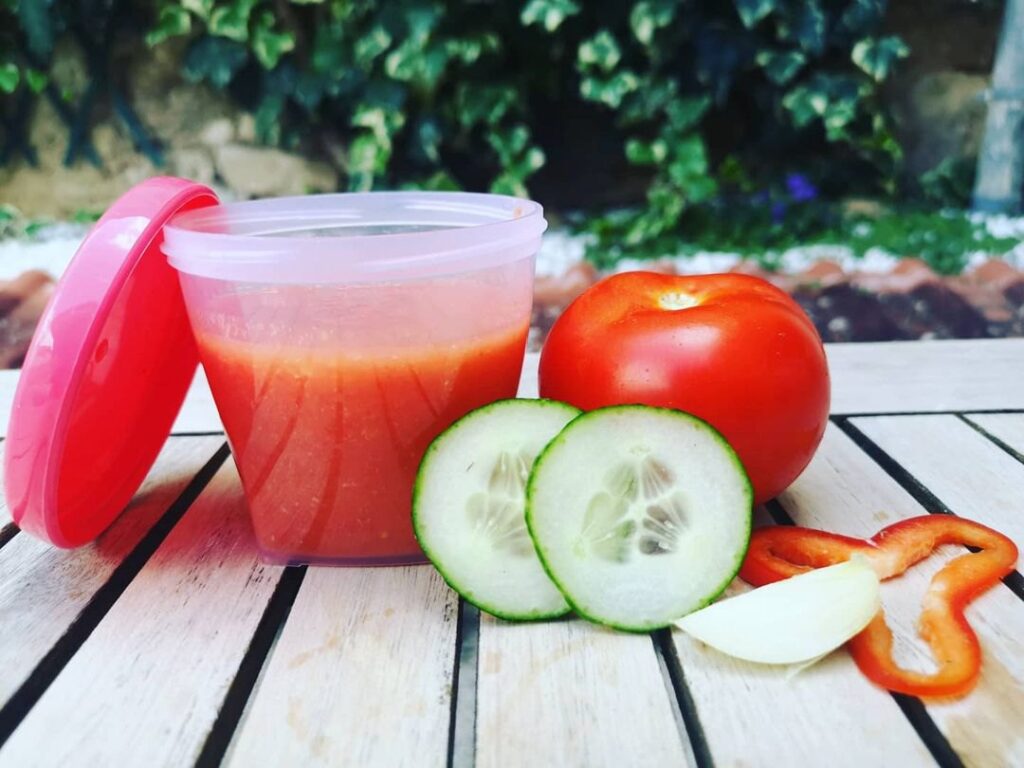 Gaspacho tomate concombre poivron oignon