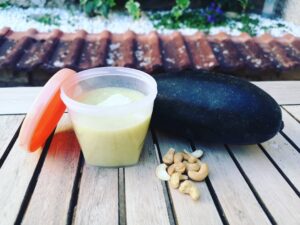 Velouté de courgette aux noix de cajou