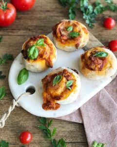 Pizza rolls