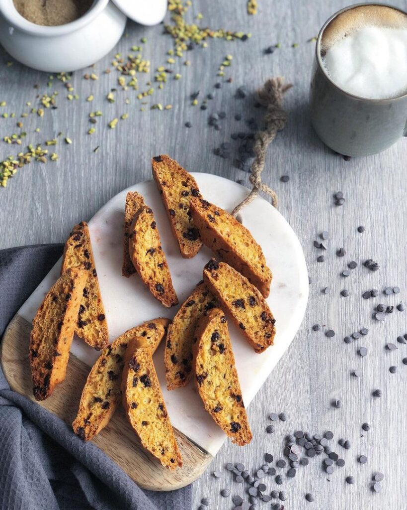 Cantucci aux pépites de chocolat et pistaches