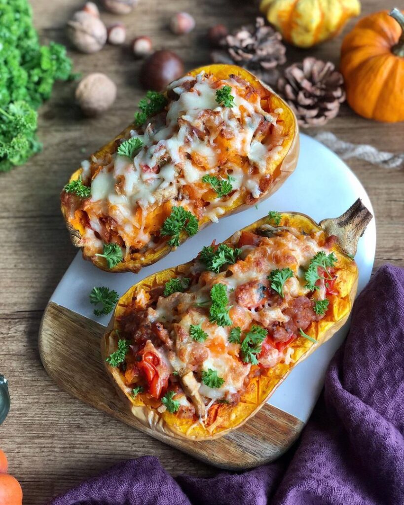 Butternut farcie aux champignons et saucisse