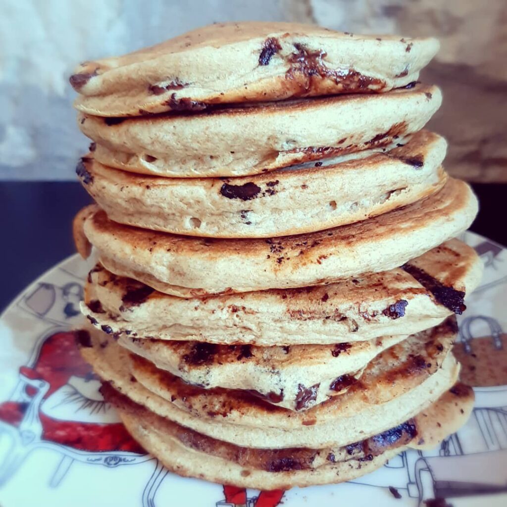 Tour de pancakes aux pépites de chocolat