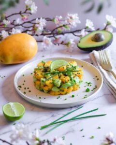 Tartare de mangue avocat et huile de sésame