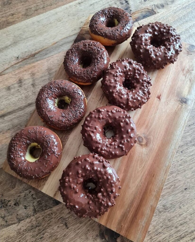 Donuts marbrés au chocolat