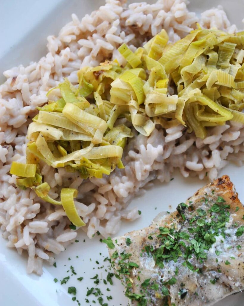 Risotto, fondue de poireau et cabillaud grillé