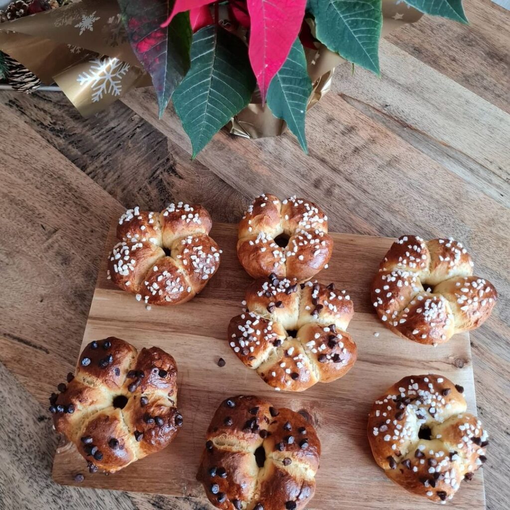 Fleurs de brioches au robot