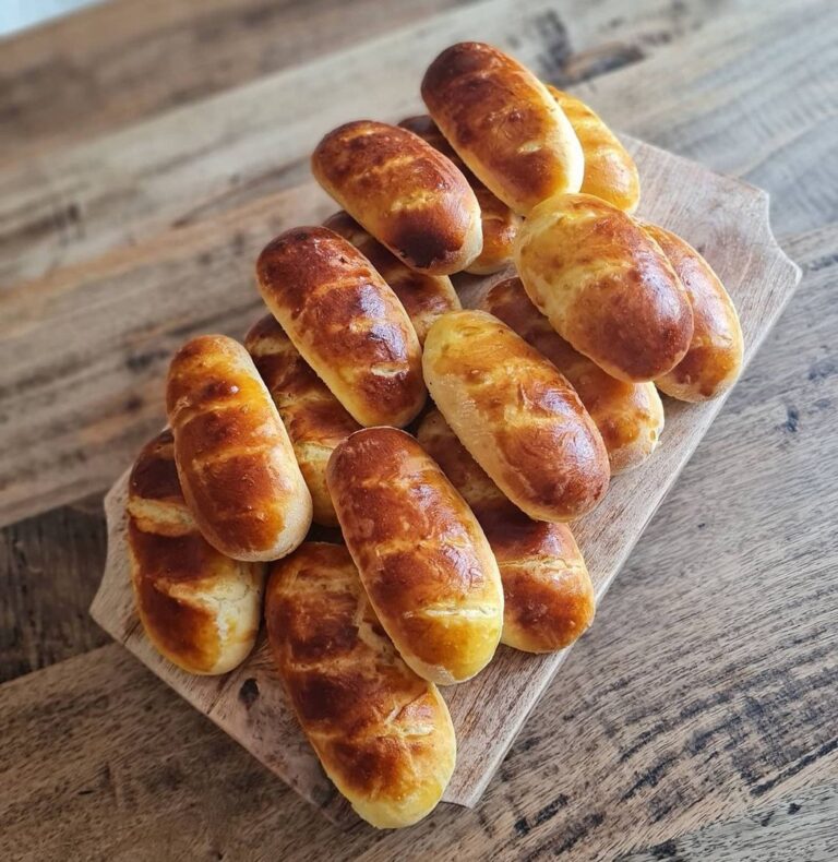 Pains au lait fourrés au chocolat Pains au lait fourrés au chocolat