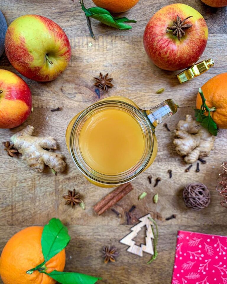 Jus de pommes chaud aux épices Jus de pommes chaud aux épices