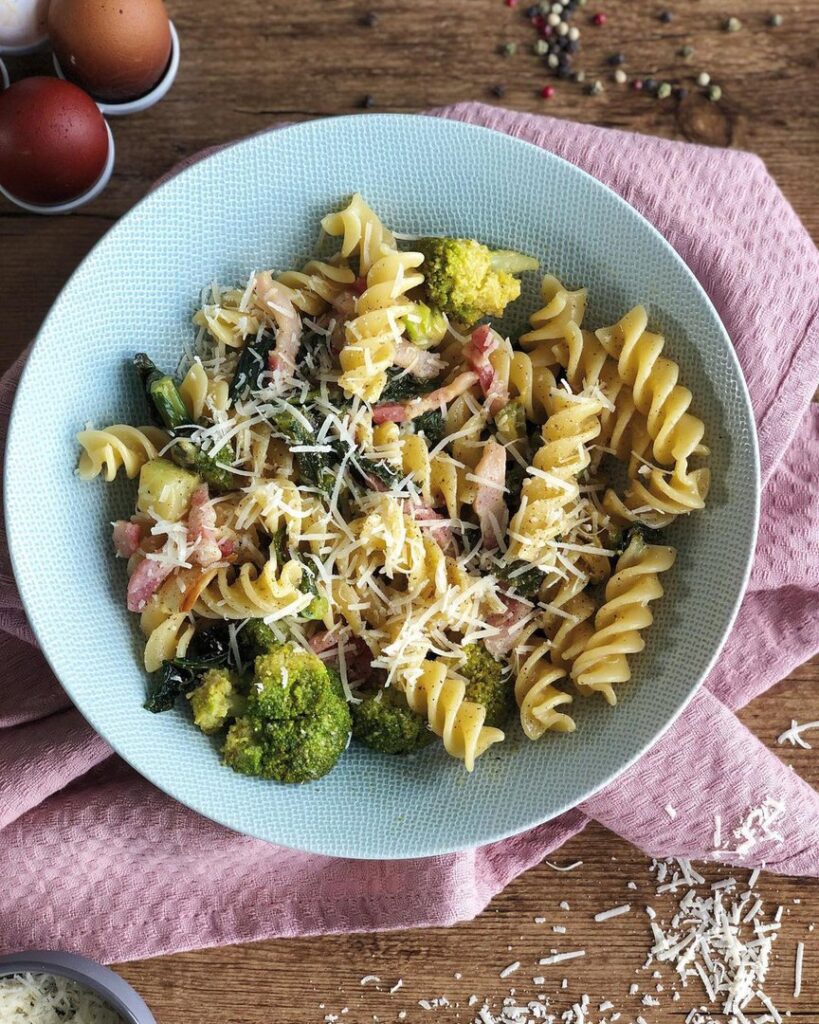 Pâtes carbonara au brocoli et pancetta