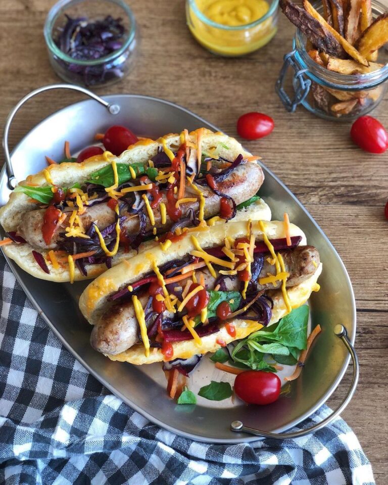Hot-dog maison au cheddar