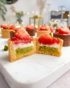 Tartelettes pistache vanille et fraise