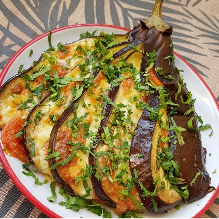 Eventail d’aubergine