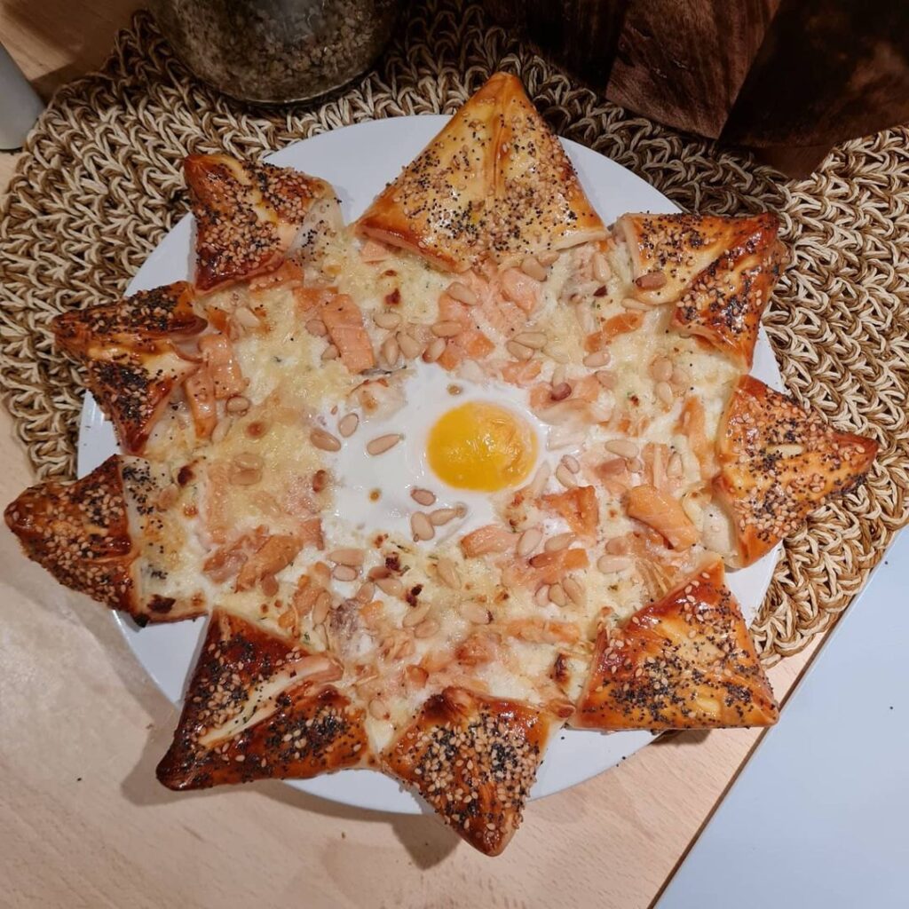 Pizza saumon fumé/ boursin façon étoile