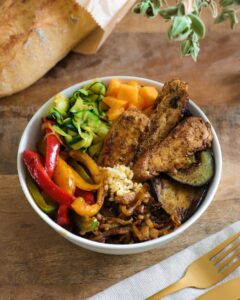 Buddha bowl au poulet cajun