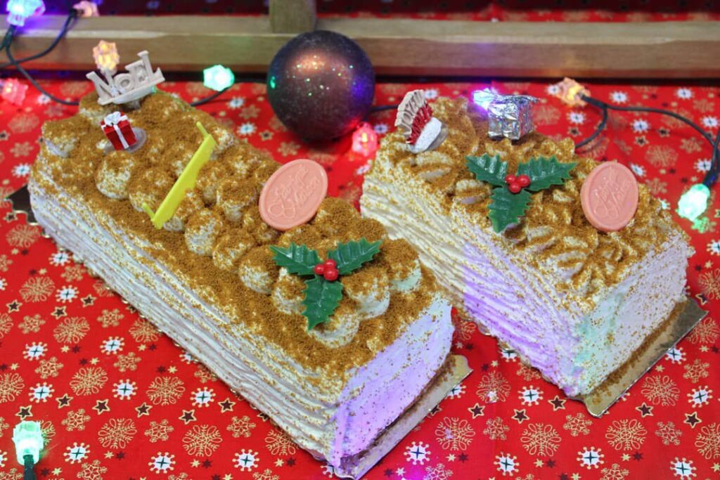 Bûche de Noël tiramisu aux Spéculoos