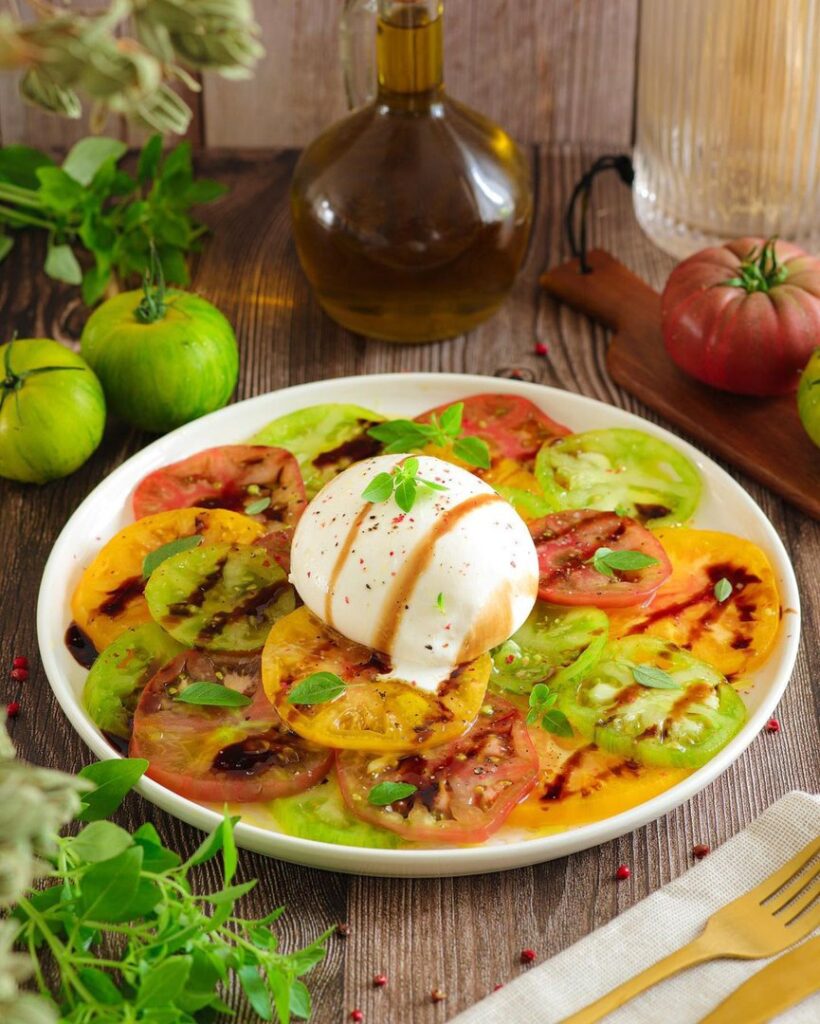Carpaccio d&rsquo;été tomates et burrata