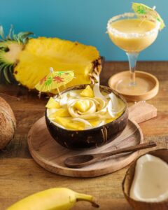 Smoothie bowl façon piña colada sans alcool