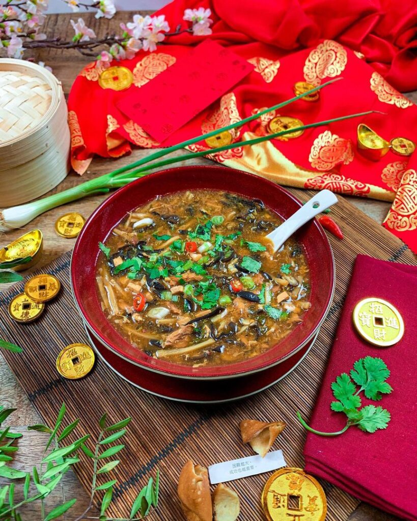Soupe pékinoise épicée