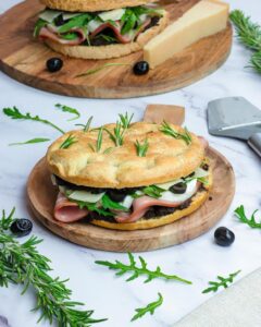 Sandwich italien à la mortadelle