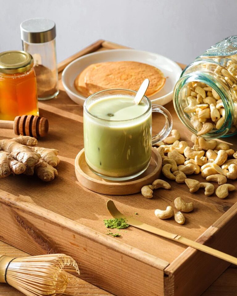 Matcha latte au gingembre Matcha latte au gingembre