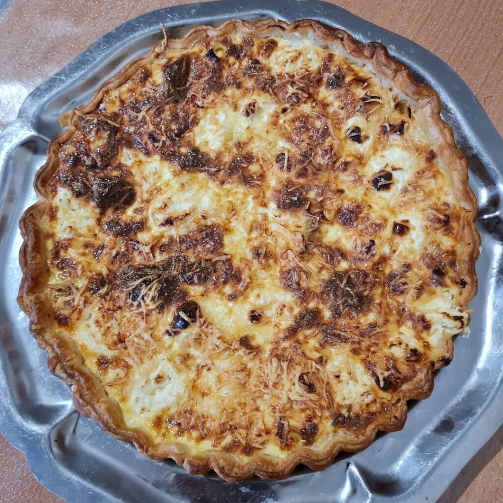 Tarte poireaux / saumon & chèvre